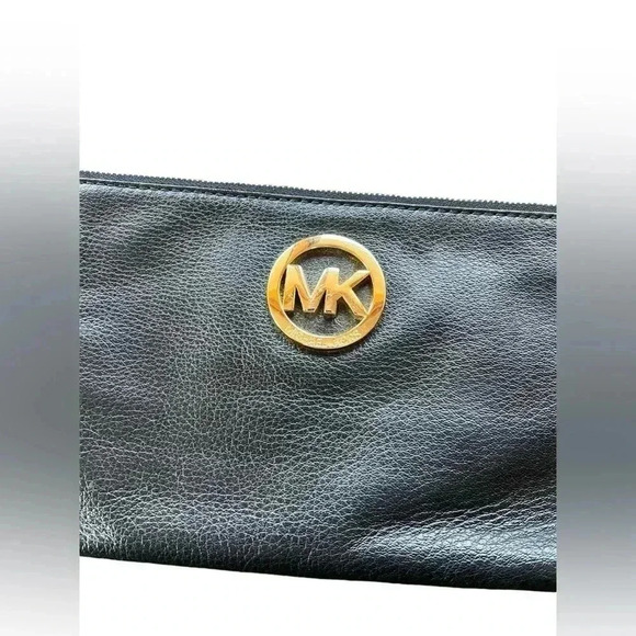 Michael Kors Large Wristlet - Picture 3 of 5